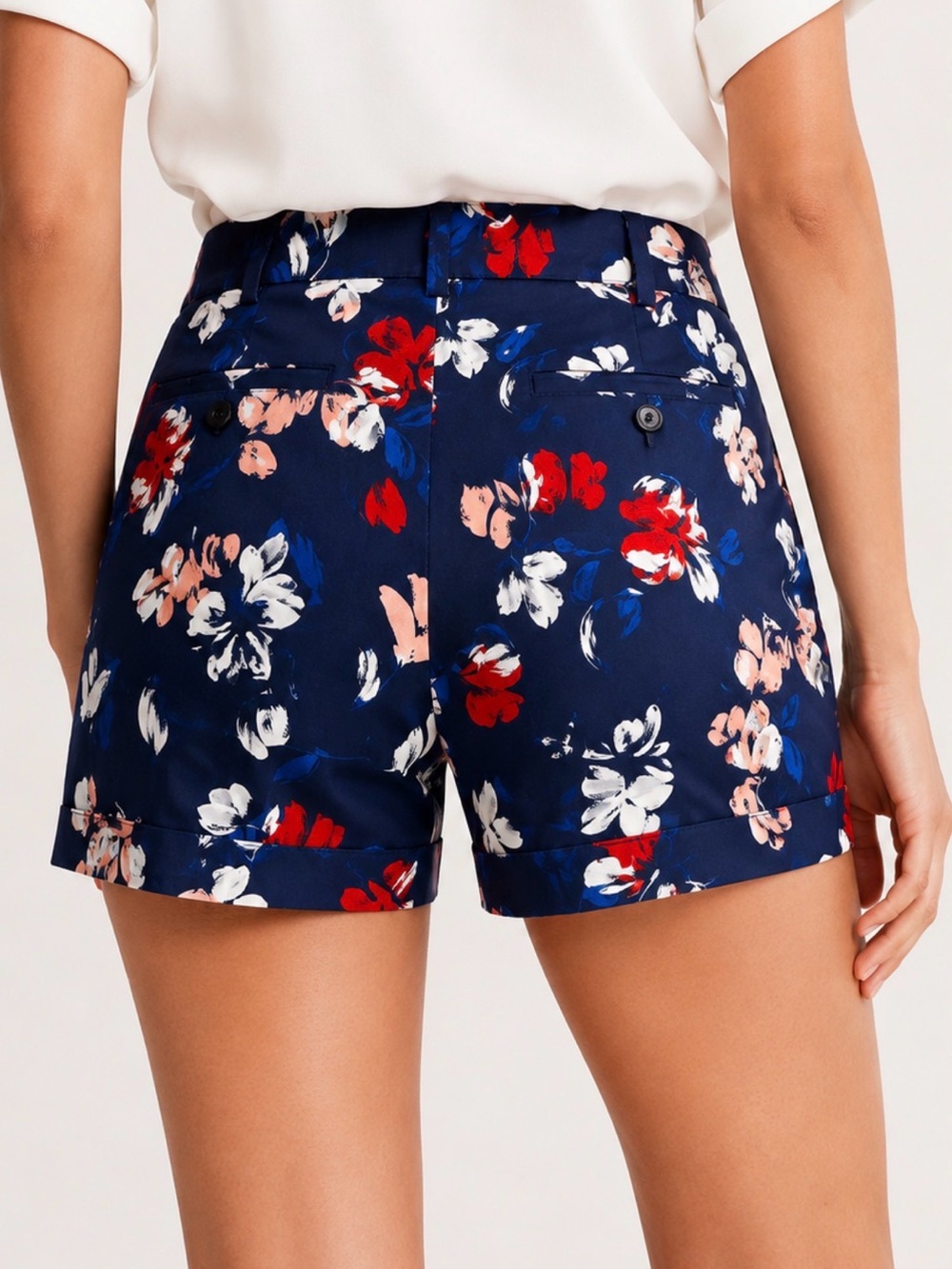 Banana Republic Navy Floral 5” Shorts Size 8 NWT - Picture 2 of 8
